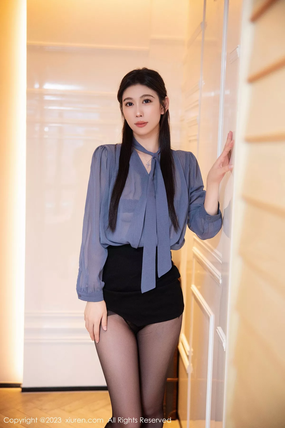 秀人集.com_[XiuRen秀人网]No.6122_模特李雅柔蓝色薄纱上衣配黑短裙露黑色内衣超薄黑丝诱惑写真62P