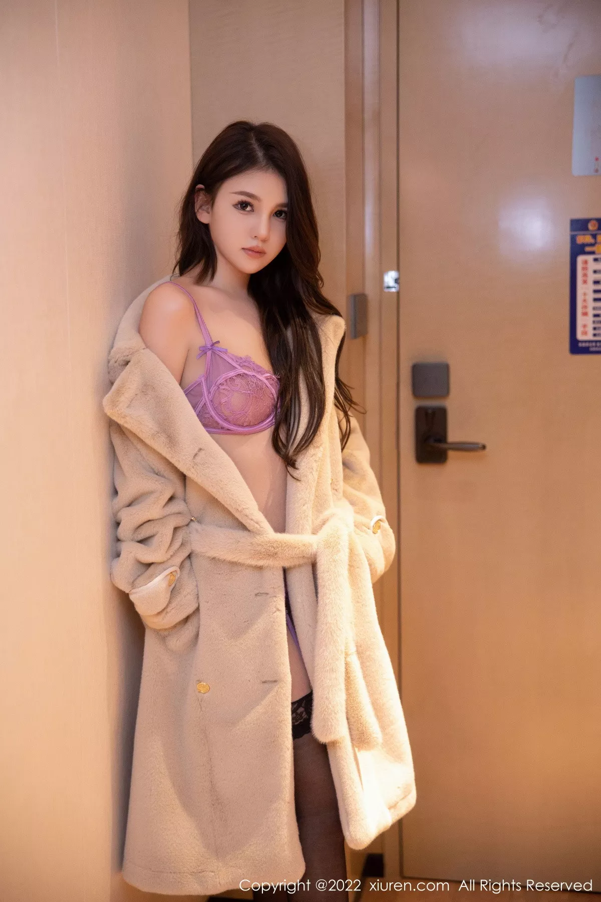 秀人集.com_[XiuRen秀人网]No.6023_模特美羊羊私房半脱露性感玫红色蕾丝内衣秀丰腴身姿诱惑写真72P