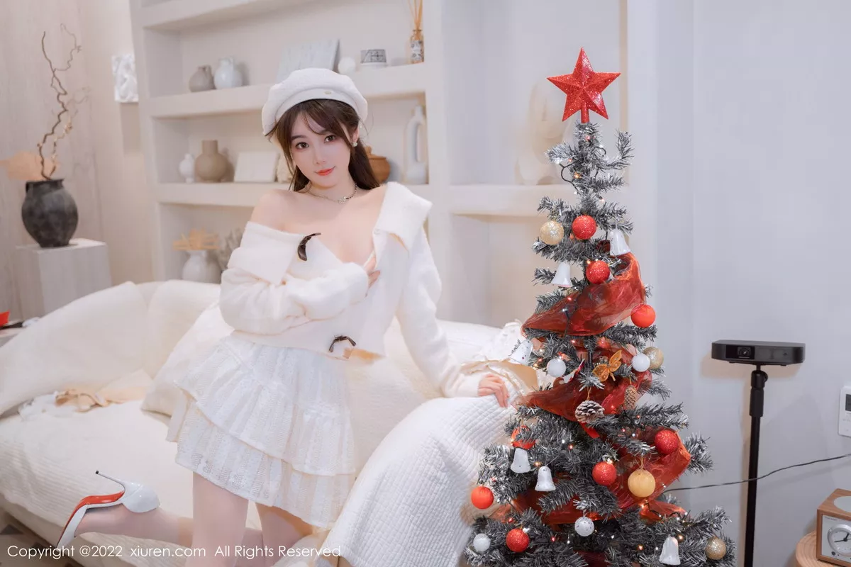 秀人集.com_[XiuRen秀人网]No.6025_模特婠婠么性感白色毛线上衣配白短裙秀曼妙身姿完美诱惑写真68P