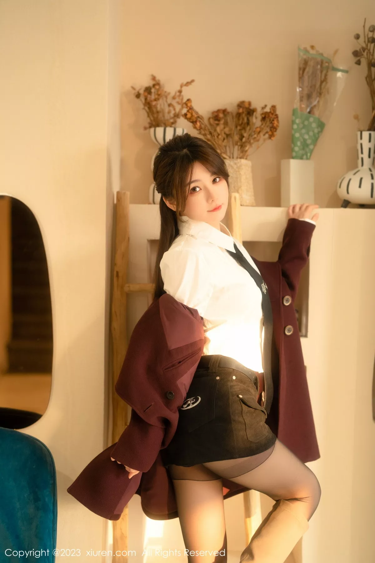 秀人集.com_[XiuRen秀人网]No.6137_模特婠婠么性感白T配黑色短裙露超薄黑丝秀曼妙身姿诱惑写真91P