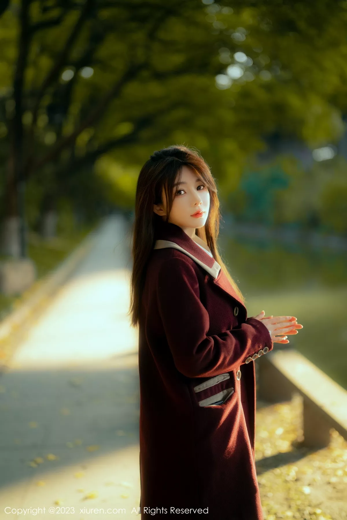 秀人集.com_[XiuRen秀人网]No.6137_模特婠婠么性感白T配黑色短裙露超薄黑丝秀曼妙身姿诱惑写真91P