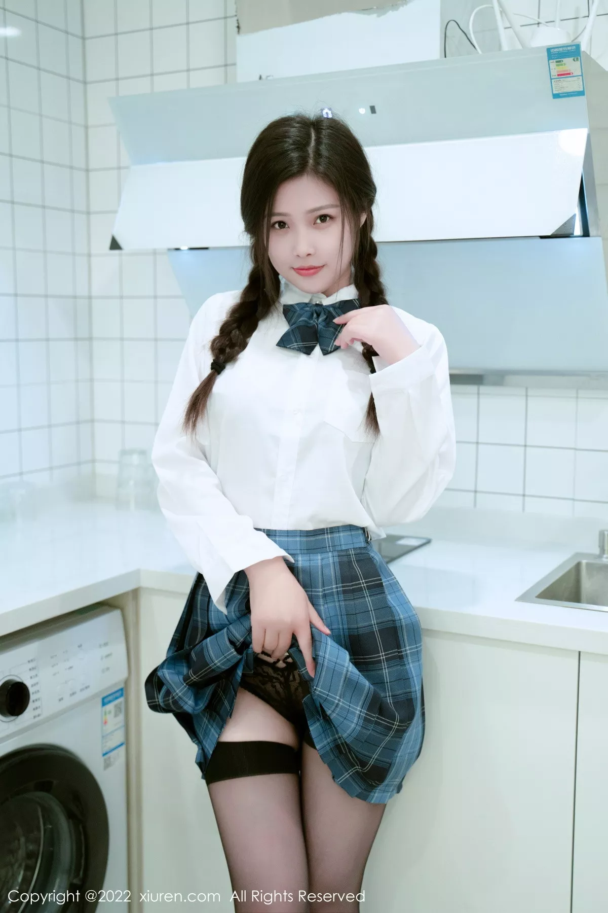 秀人集.com_[XiuRen秀人网]No.6029_模特星萌性感制服诱惑半脱露轻透蕾丝内衣配黑丝吊袜诱惑写真60P