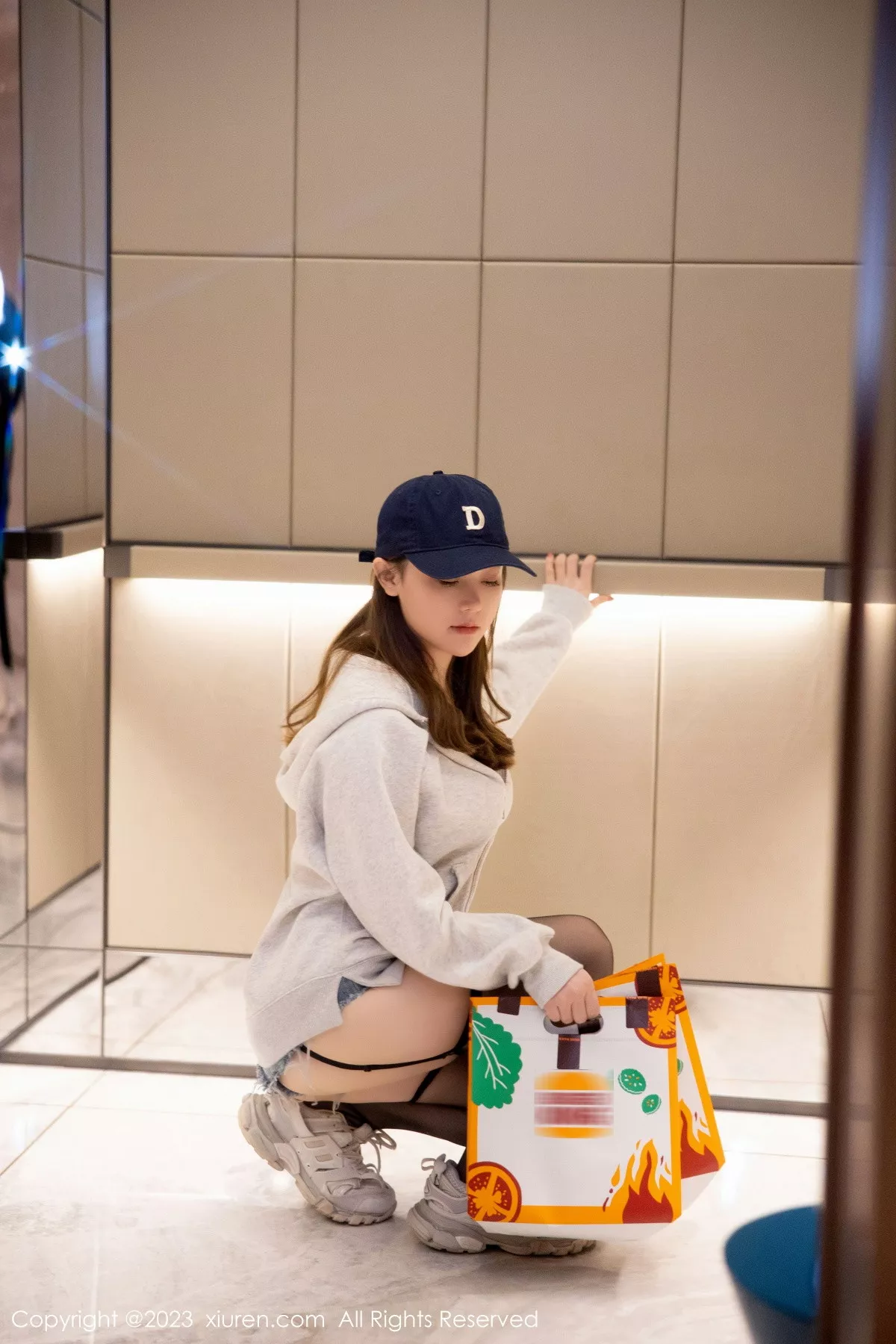 秀人集.com_[XiuRen秀人网]No.6155_模特豆瓣酱角色扮演性感黑色蕾丝内衣配超薄黑丝惹火诱惑写真87P