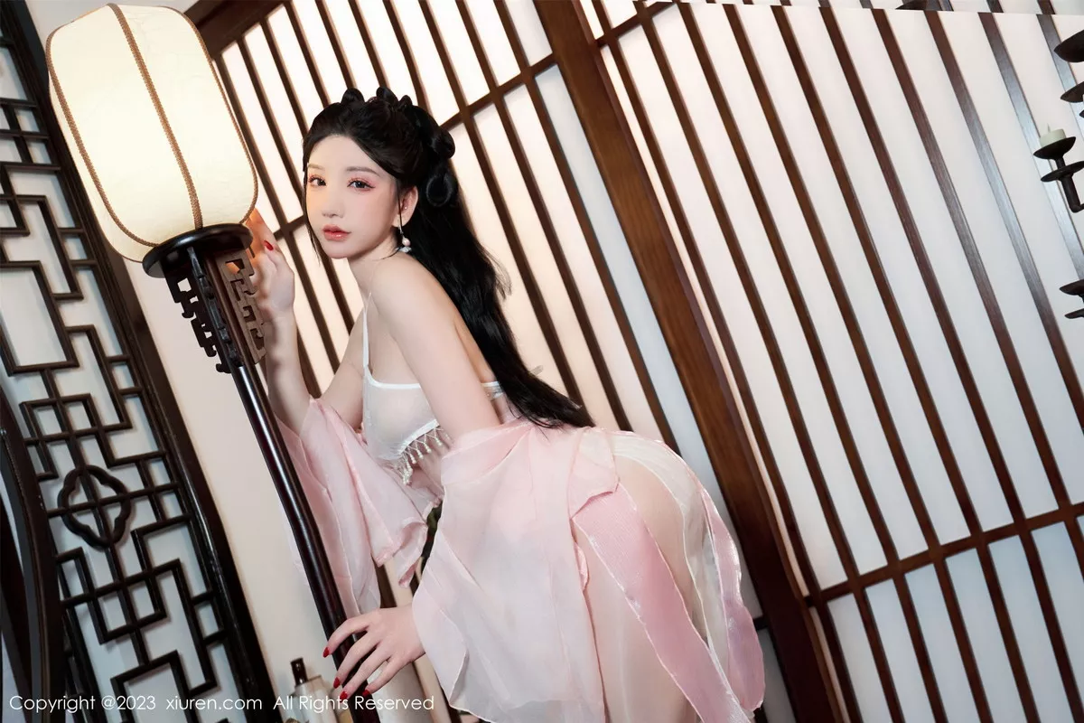 秀人集.com_[XiuRen秀人网]No.6217_女神周于希Sally性感粉色古装服饰配超薄无内肉丝惹火诱惑写真85P