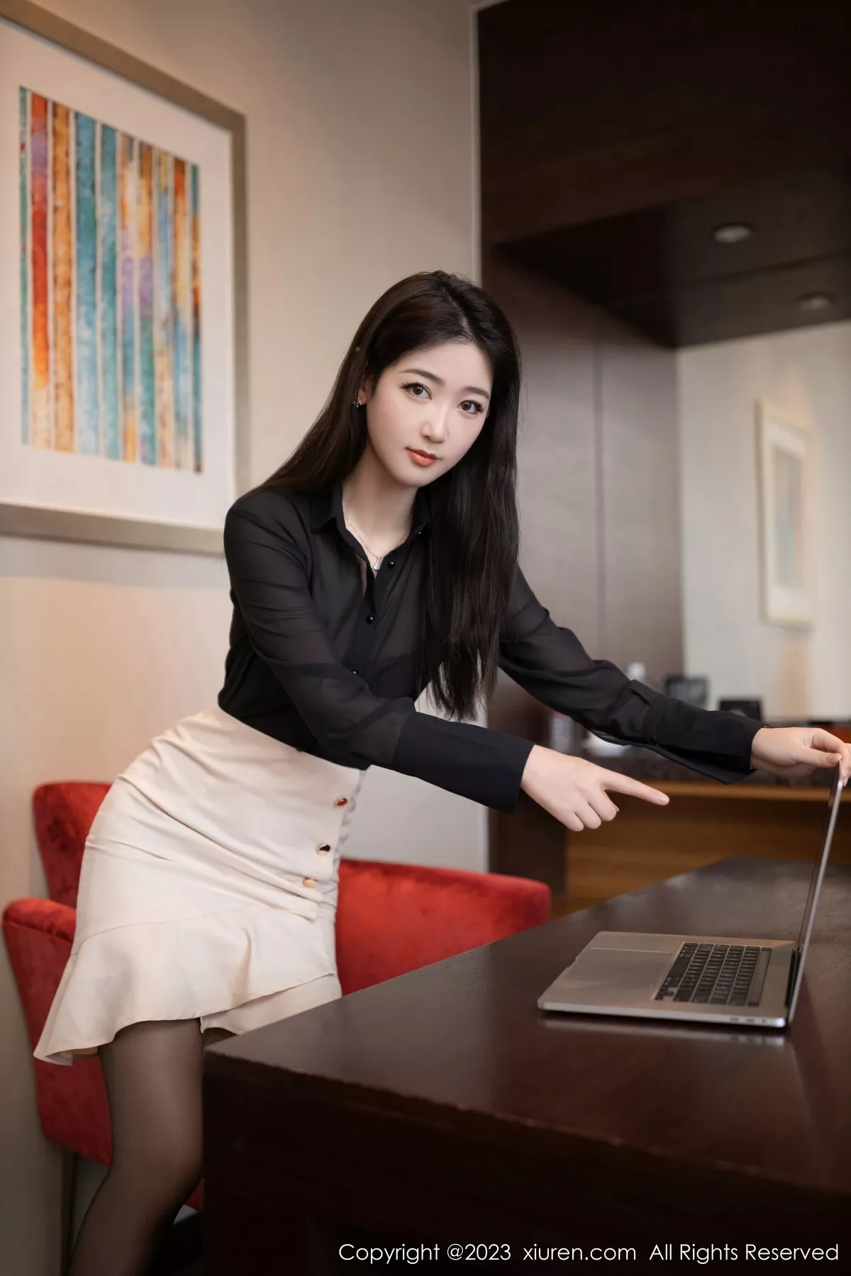 秀人集.com_[XiuRen秀人网]No.6223_模特唐安琪同事角色脱OL装露红色蕾丝内衣配开档黑丝诱惑写真81P