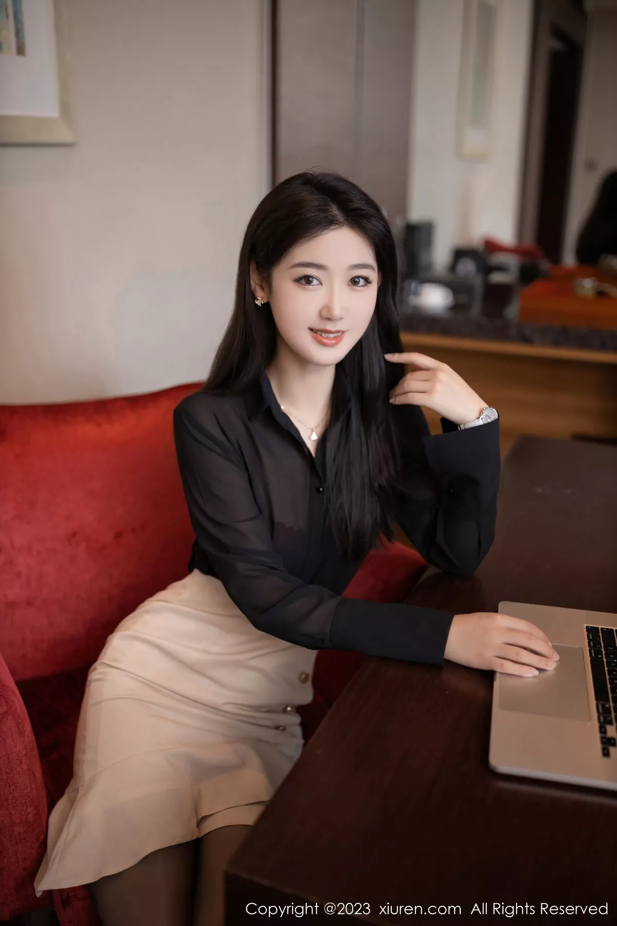 秀人集.com_[XiuRen秀人网]No.6223_模特唐安琪同事角色脱OL装露红色蕾丝内衣配开档黑丝诱惑写真81P