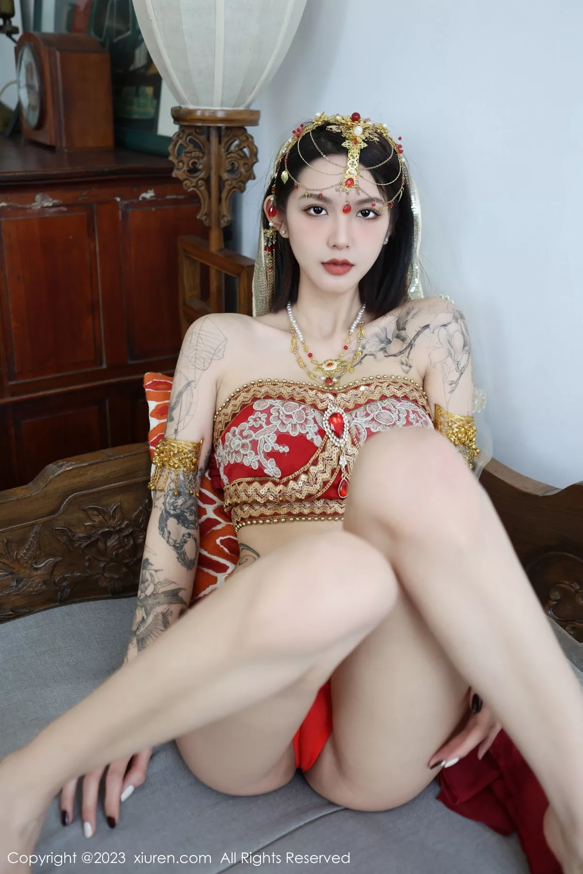 秀人集.com_[XiuRen秀人网]No.6240_模特乔一一性感异域风情舞女服饰秀曼妙身姿迷人气质诱惑写真76P