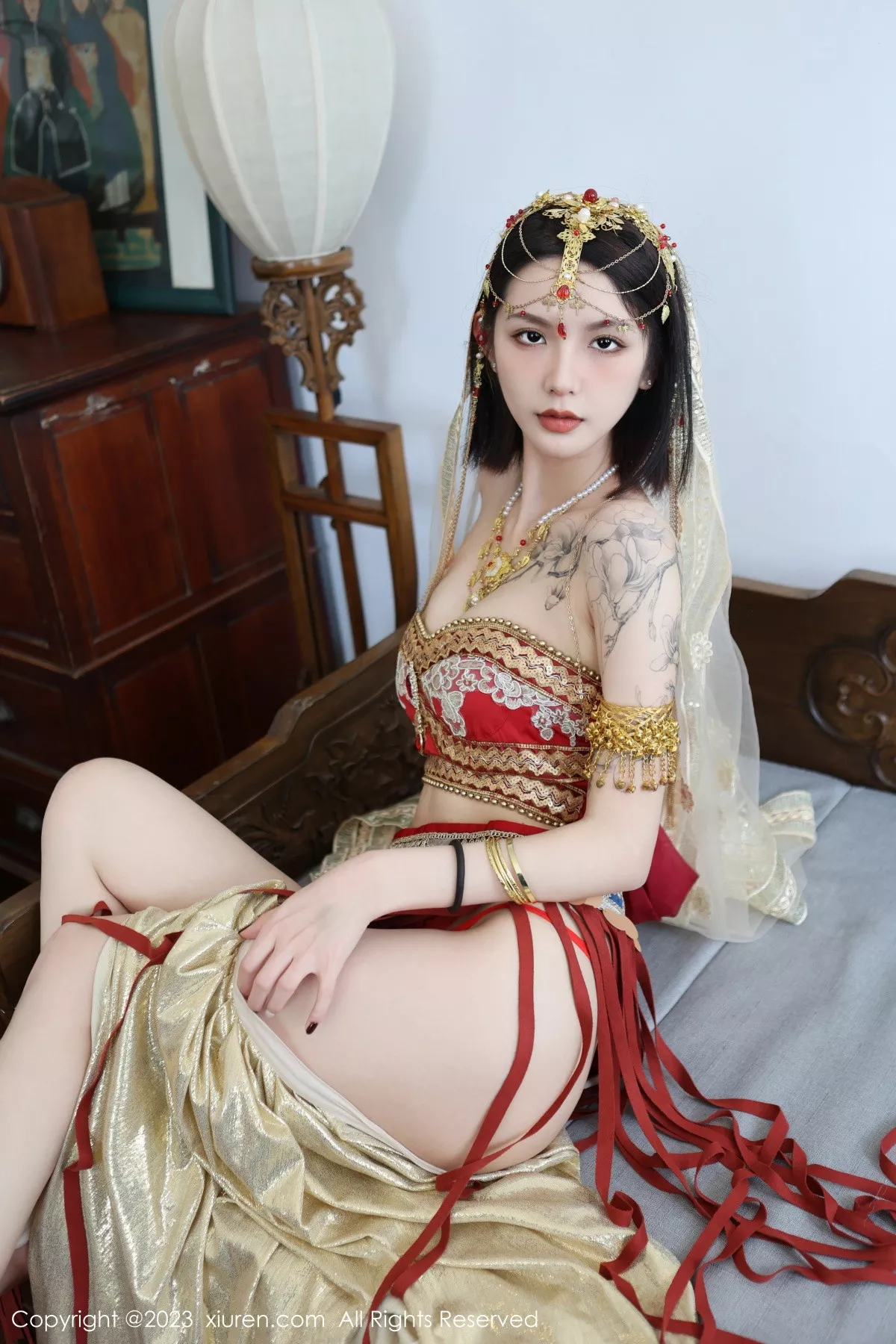 秀人集.com_[XiuRen秀人网]No.6240_模特乔一一性感异域风情舞女服饰秀曼妙身姿迷人气质诱惑写真76P