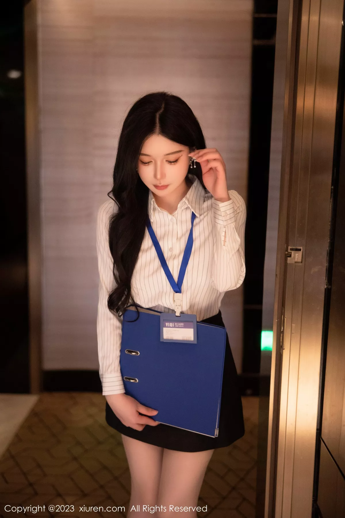 秀人集.com_[XiuRen秀人网]No.6247_模特林珊珊性感白T配黑短裙露浅黄色内衣开档肉丝完美诱惑写真97P