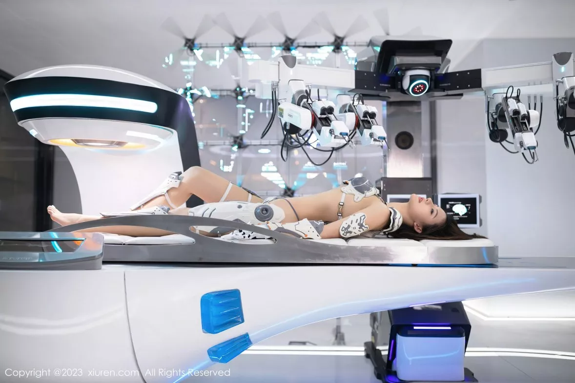 秀人集.com_[XiuRen秀人网]No.6173_模特就是阿朱啊实验室场景机器人装饰秀绝美身姿迷人诱惑写真90P