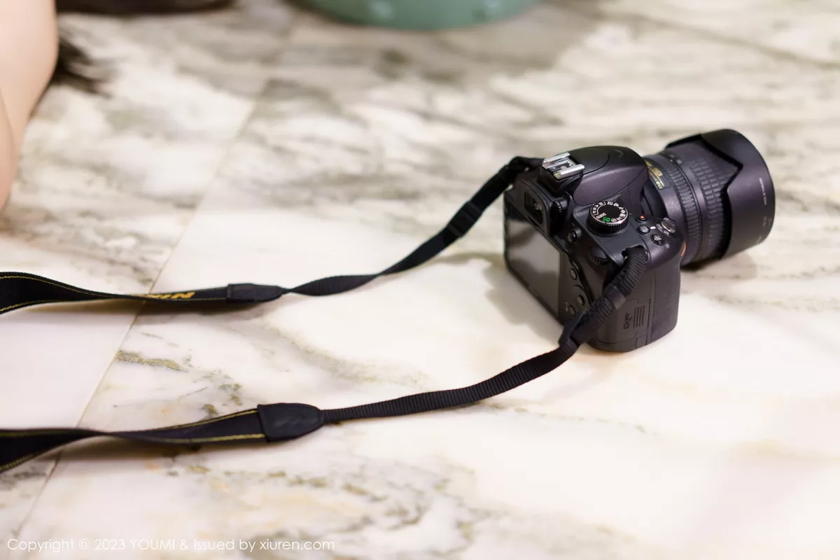 秀人集.com_[YouMi尤蜜荟]Vol.894_女神Carol周妍希三亚旅拍黑色蕾丝薄纱内衣配黑丝吊袜诱惑写真110P