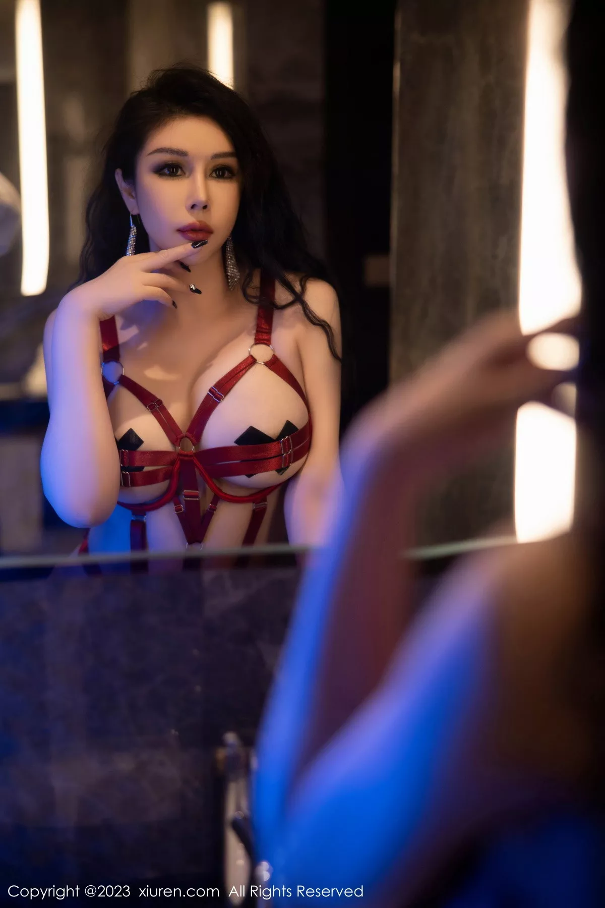 秀人集.com_[XiuRen秀人网]No.6176_模特田冰冰私房红色带子情趣服饰露傲人豪乳遮点极致诱惑写真74P