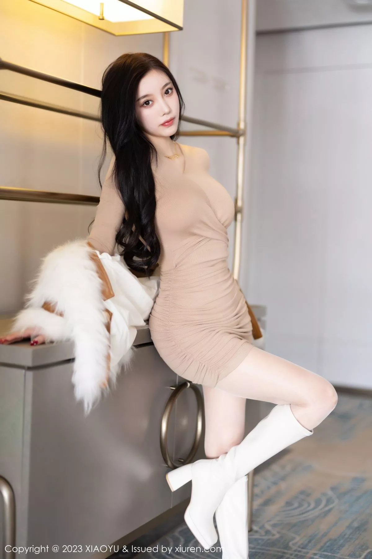 秀人集.com_[XiaoYu画语界]Vol.968_女神杨晨晨Yome杏色收身连衣裙配闪亮肉丝秀丰腴身材迷人写真82P