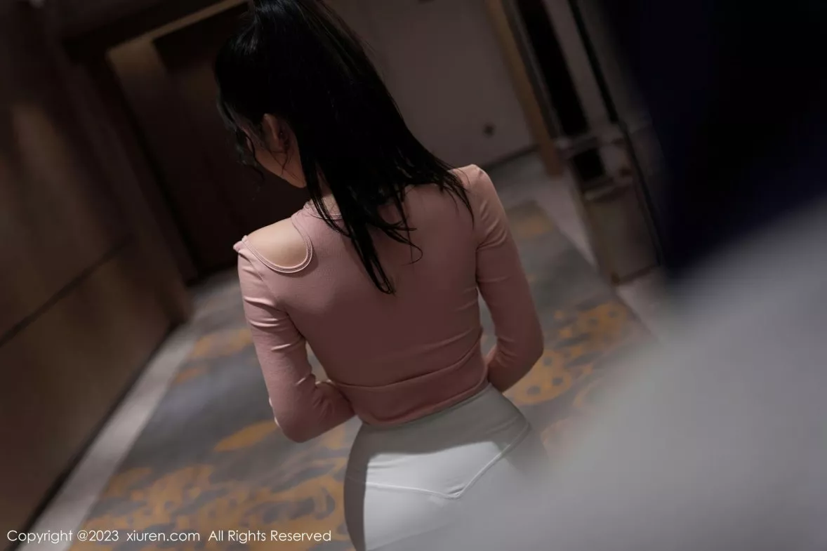 秀人集.com_[XiuRen秀人网]No.6285_女神周于希Sally澳门旅拍健身少女主题超薄肉丝秀翘臀诱惑写真80P