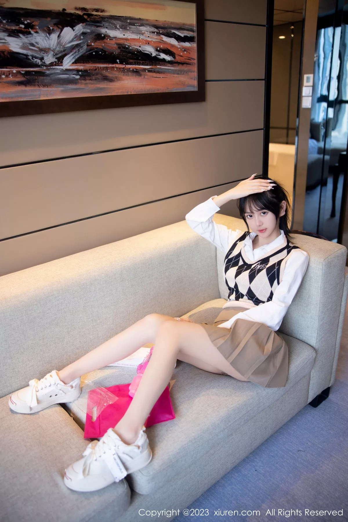 秀人集.com_[XiuRen秀人网]No.6329_模特谢小蒽私房半脱露粉色蕾丝内衣配超薄无内肉丝惹火诱惑写真94P