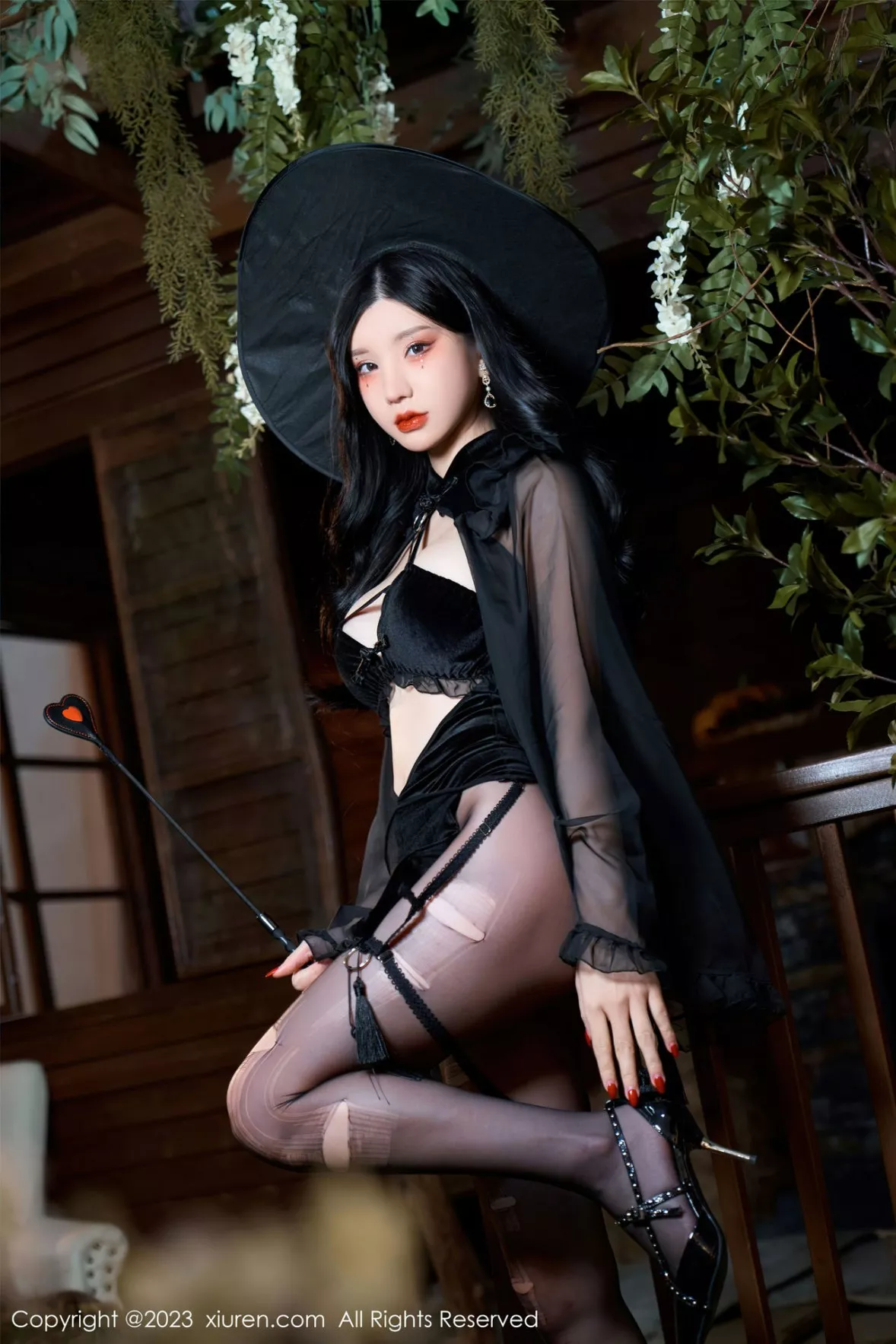 秀人集.com_[XiuRen秀人网]No.6362_女神周于希Sally女巫的救赎主题半脱露豪乳遮点惹火诱惑写真71P