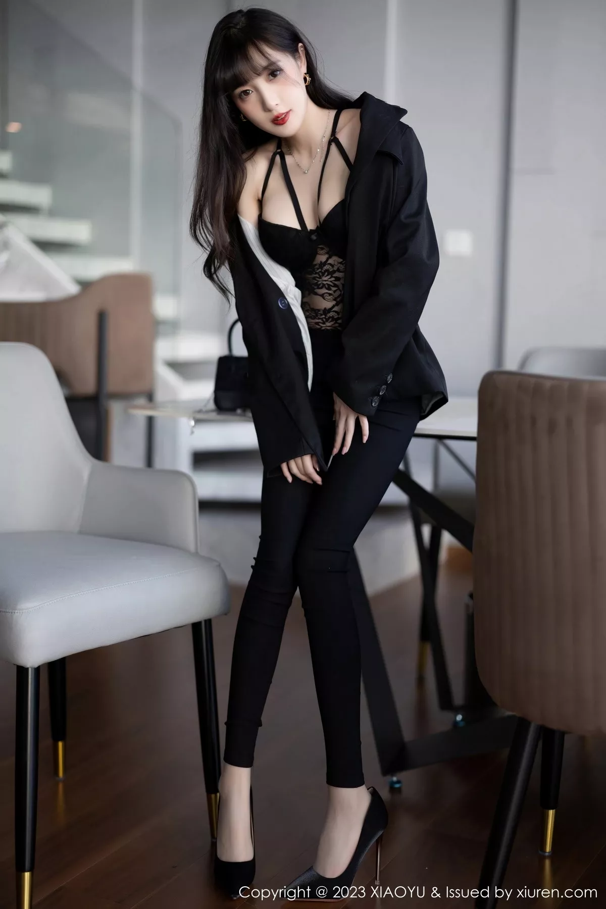 秀人集.com_[XiaoYu画语界]Vol.981_模特林星阑性感黑色连体蕾丝内衣配原色丝袜秀曼妙身姿诱惑写真87P