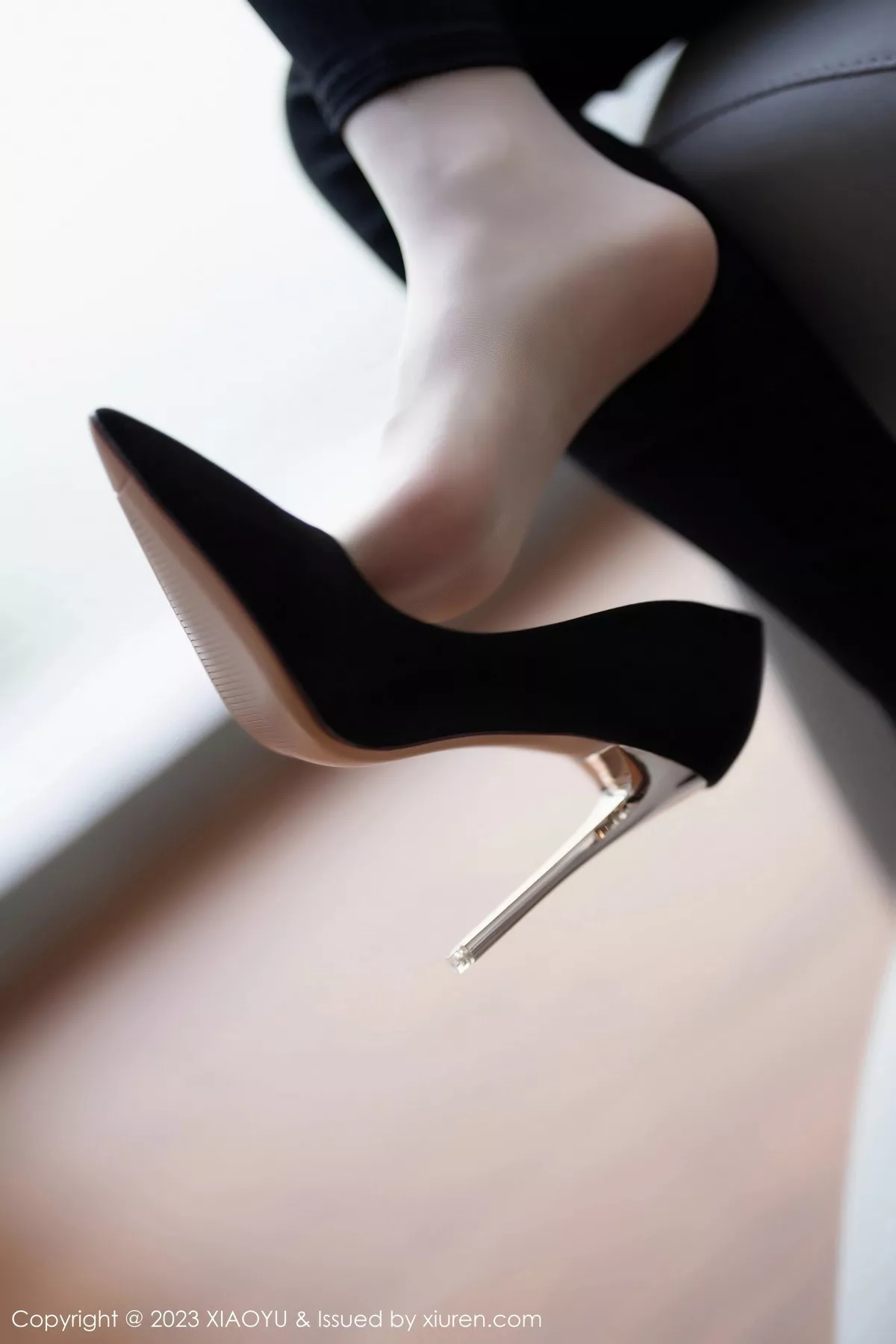 秀人集.com_[XiaoYu画语界]Vol.981_模特林星阑性感黑色连体蕾丝内衣配原色丝袜秀曼妙身姿诱惑写真87P
