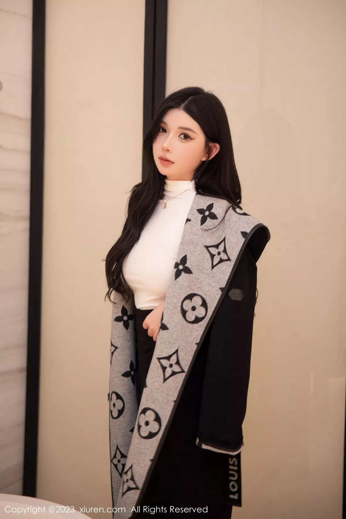 秀人集.com_[XiuRen秀人网]No.6394_模特林珊珊白色轻透上衣配黑短裙魅惑黑丝秀曼妙身姿迷人写真103P