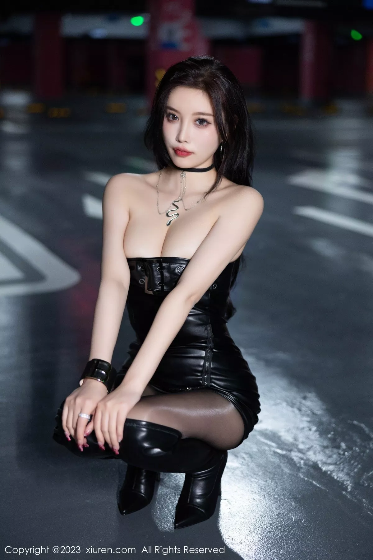 秀人集.com_[XiuRen秀人网]No.6414_女神杨晨晨Yome黑色皮质连衣短裙露性感黑色内衣完美诱惑写真79P