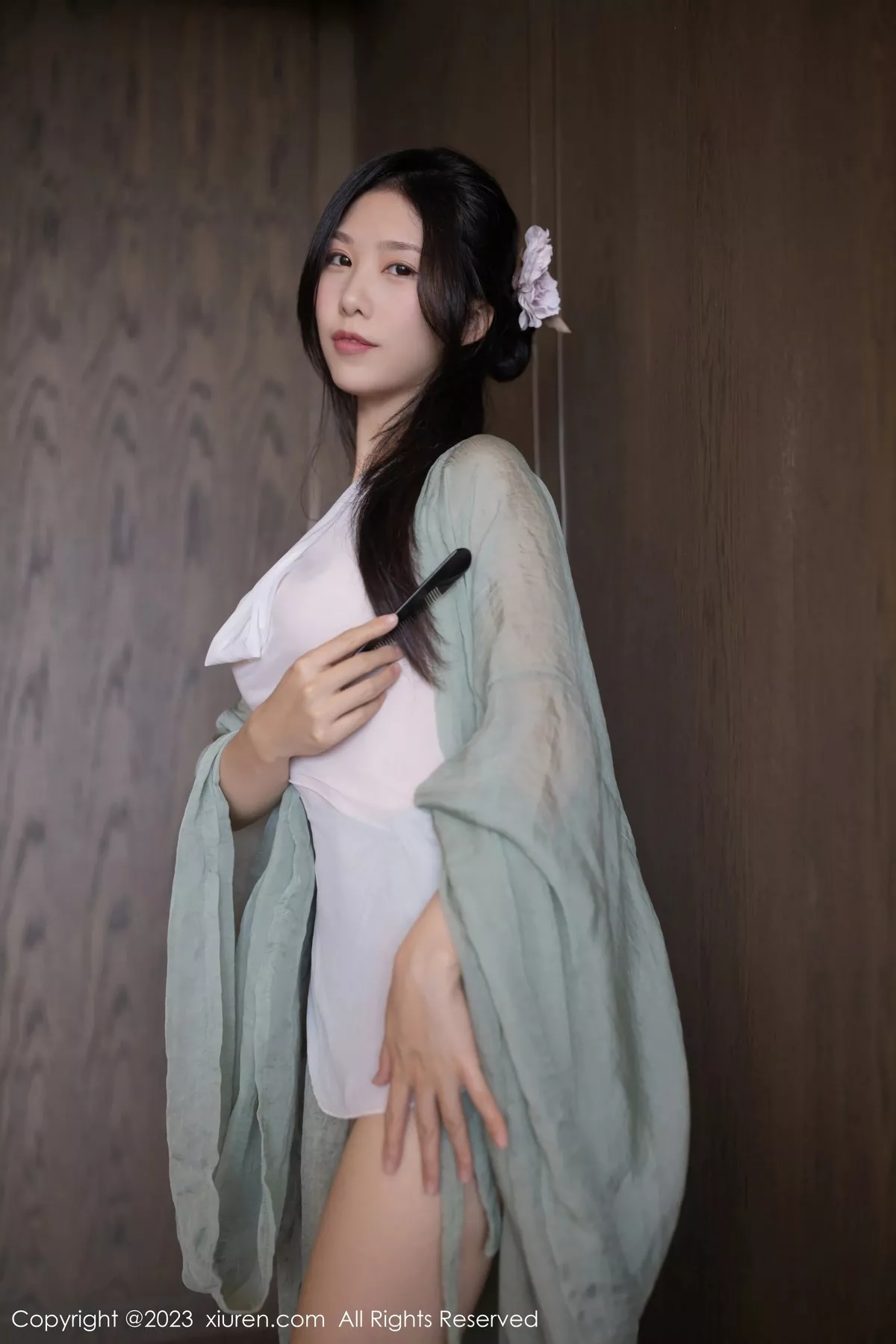 秀人集.com_[XiuRen秀人网]No.6420_模特利世性感绿色古装服饰配白色薄纱秀曼妙身姿迷人诱惑写真74P