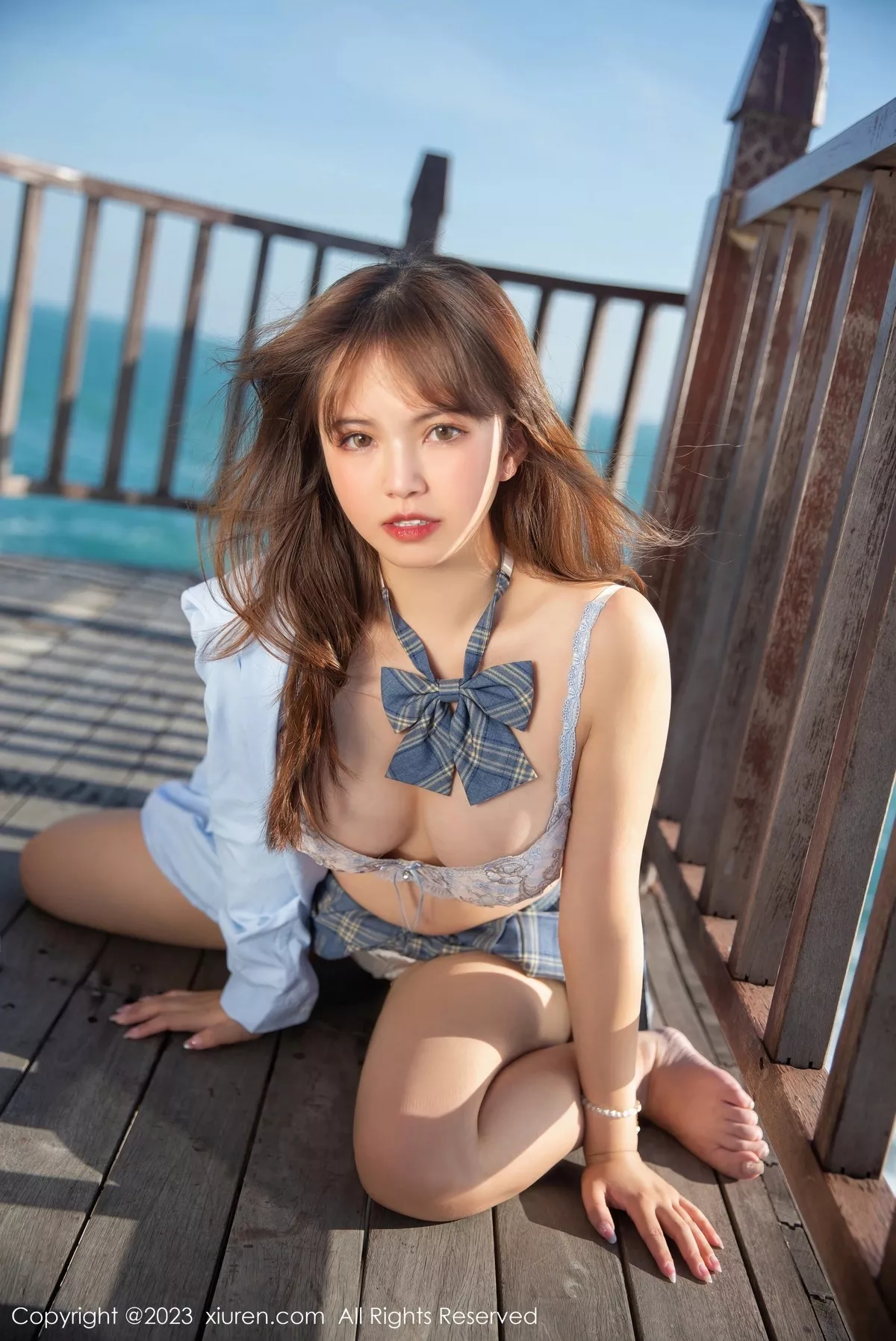 秀人集.com_[XiuRen秀人网]No.6423_模特张思允Nice海边场景淡蓝色上衣配格子裙露浅色内衣诱惑写真81P
