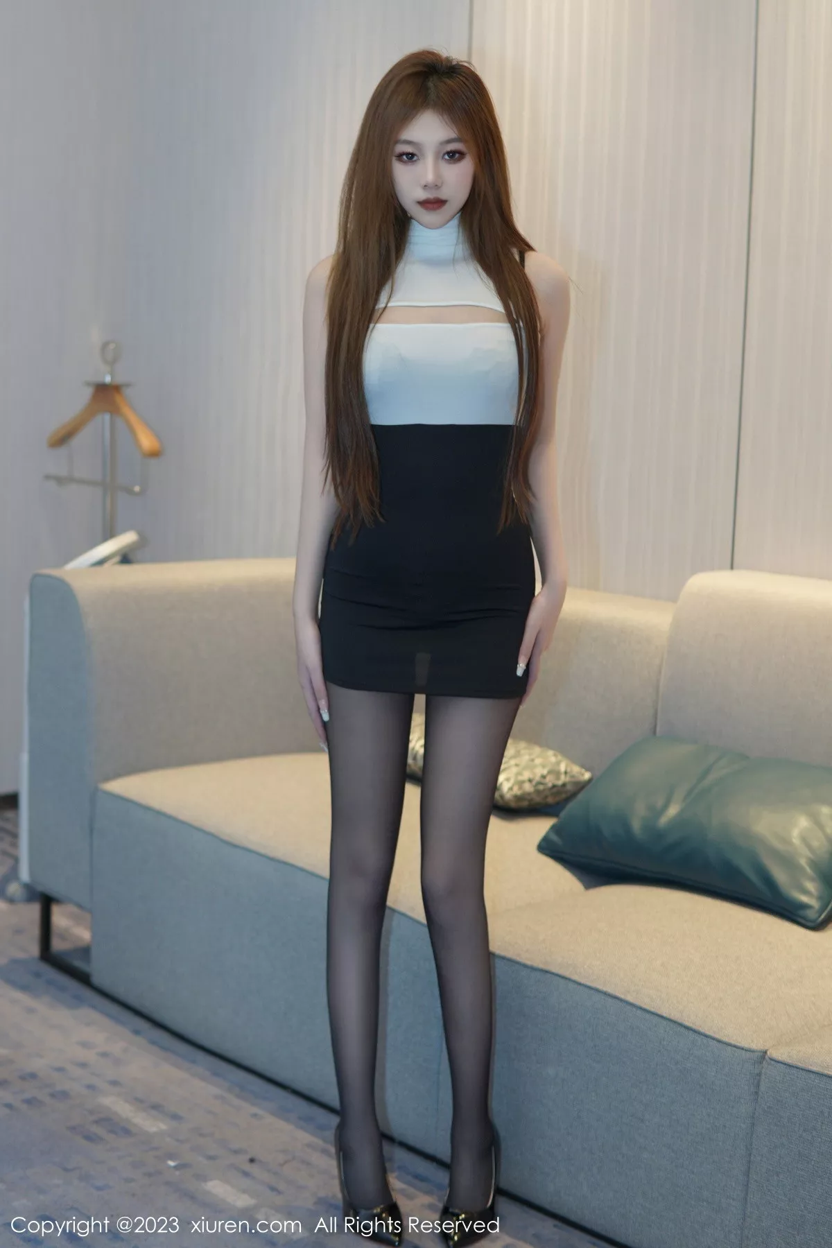 秀人集.com_[XiuRen秀人网]No.6298_模特早川京子性感白上衣配黑短裙露蕾丝内衣超薄黑丝诱惑写真81P