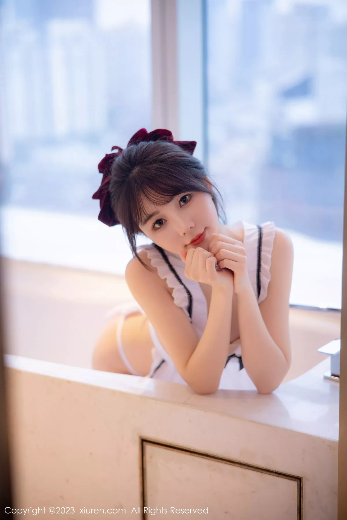 秀人集.com_[XiuRen秀人网]No.6299_模特婠婠么性感真空白色女仆配白丝袜秀曼妙身姿迷人诱惑写真78P