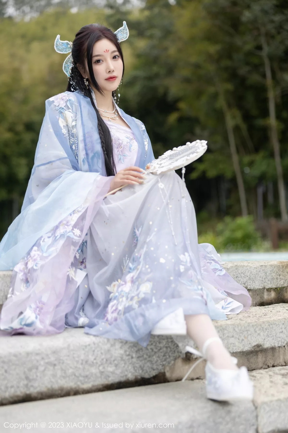 秀人集.com_[XiaoYu画语界]Vol.970_女神杨晨晨Yome脱淡蓝紫色古装服露白色蕾丝内衣完美诱惑写真91P