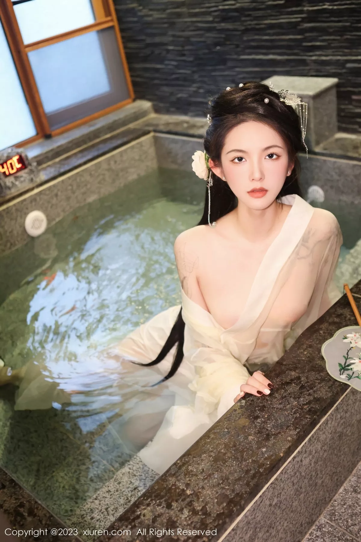 秀人集.com_[XiuRen秀人网]No.6430_模特乔一一温泉浴池白纱轻透古装服饰秀惹火身材极致诱惑写真82P