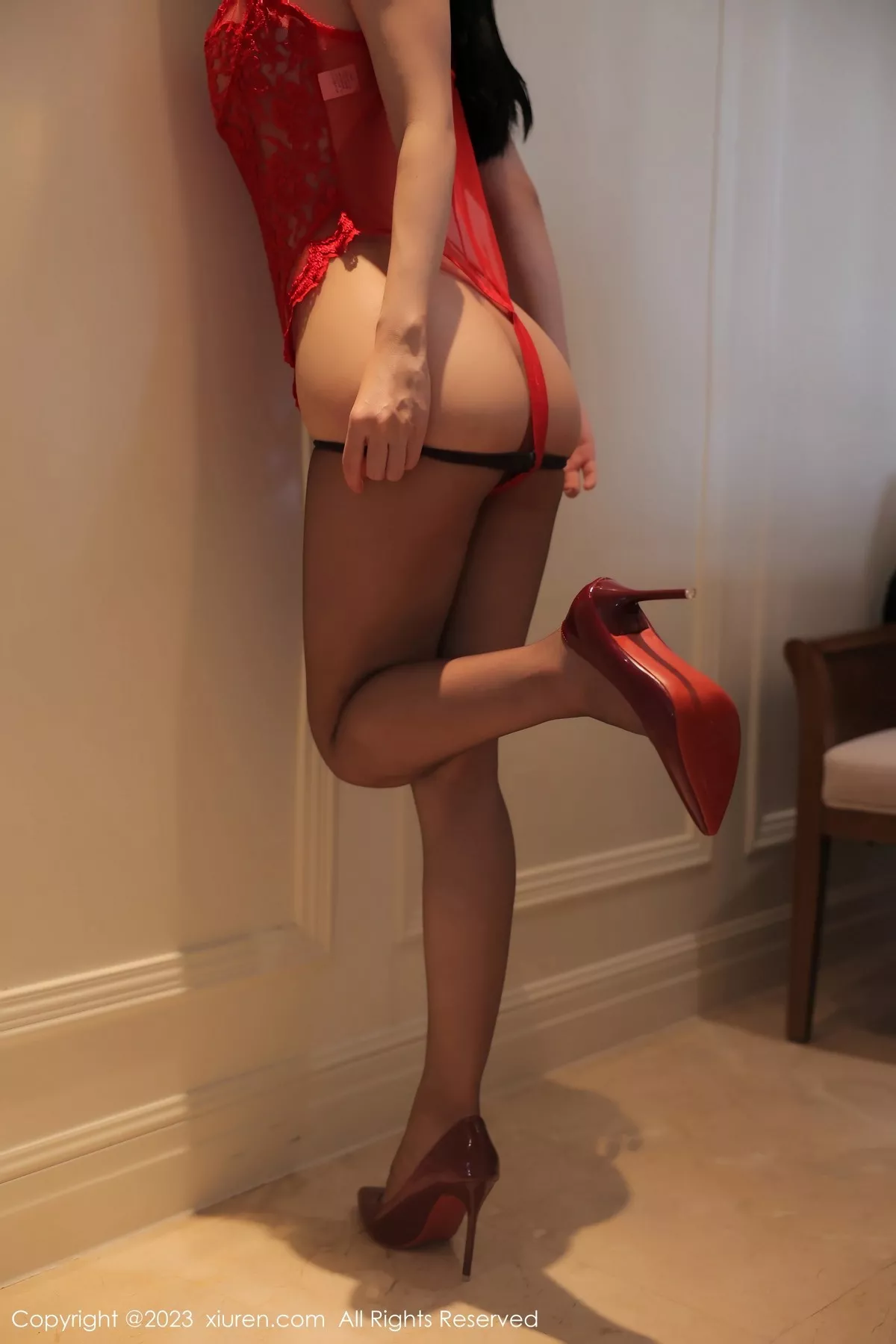 秀人集.com_[XiuRen秀人网]No.6475_模特尹甜甜性感红色蕾丝情趣服配超薄黑丝秀完美身材诱惑写真69P
