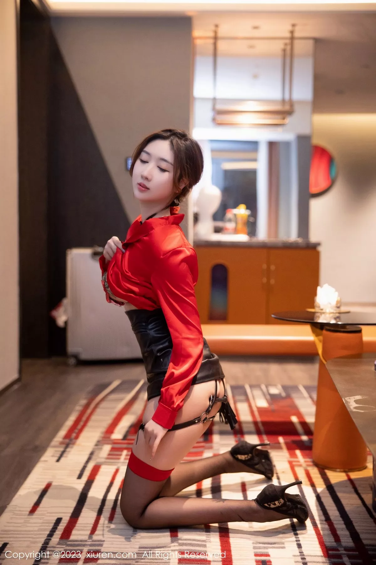 秀人集.com_[XiuRen秀人网]No.6529_模特江真真红色上衣配黑色短裙露花式内衣秀丰满身材诱惑写真88P