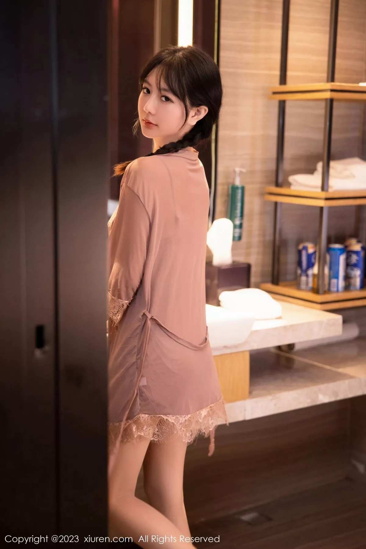 秀人集.com_[XiuRen秀人网]No.6558_模特谢小蒽私房浴室红灰色轻透薄纱睡裙配超薄肉丝湿身诱惑写真79P