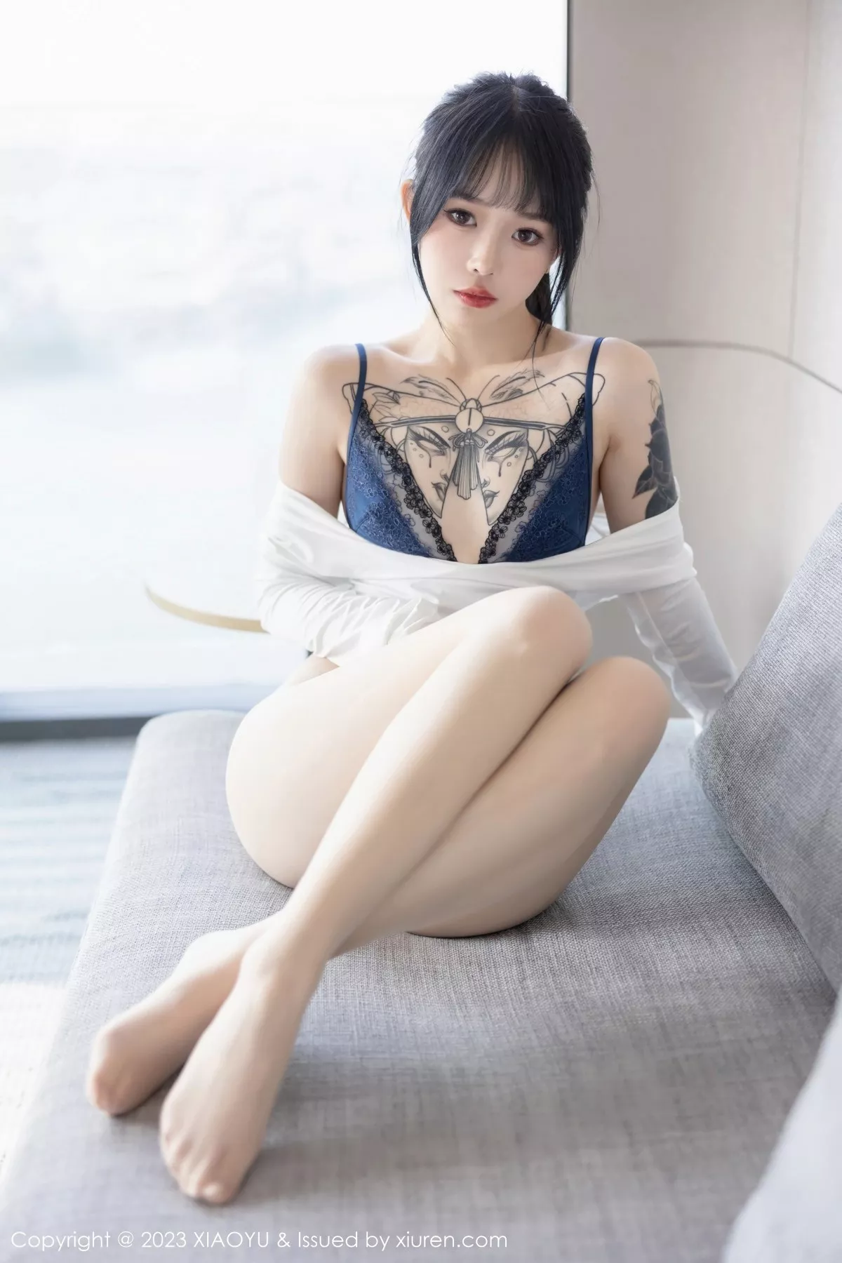 秀人集.com_[XiaoYu画语界]Vol.1006_模特奶瓶黑色连身短裙+性感蓝色蕾丝内衣秀曼妙身姿诱惑写真103P