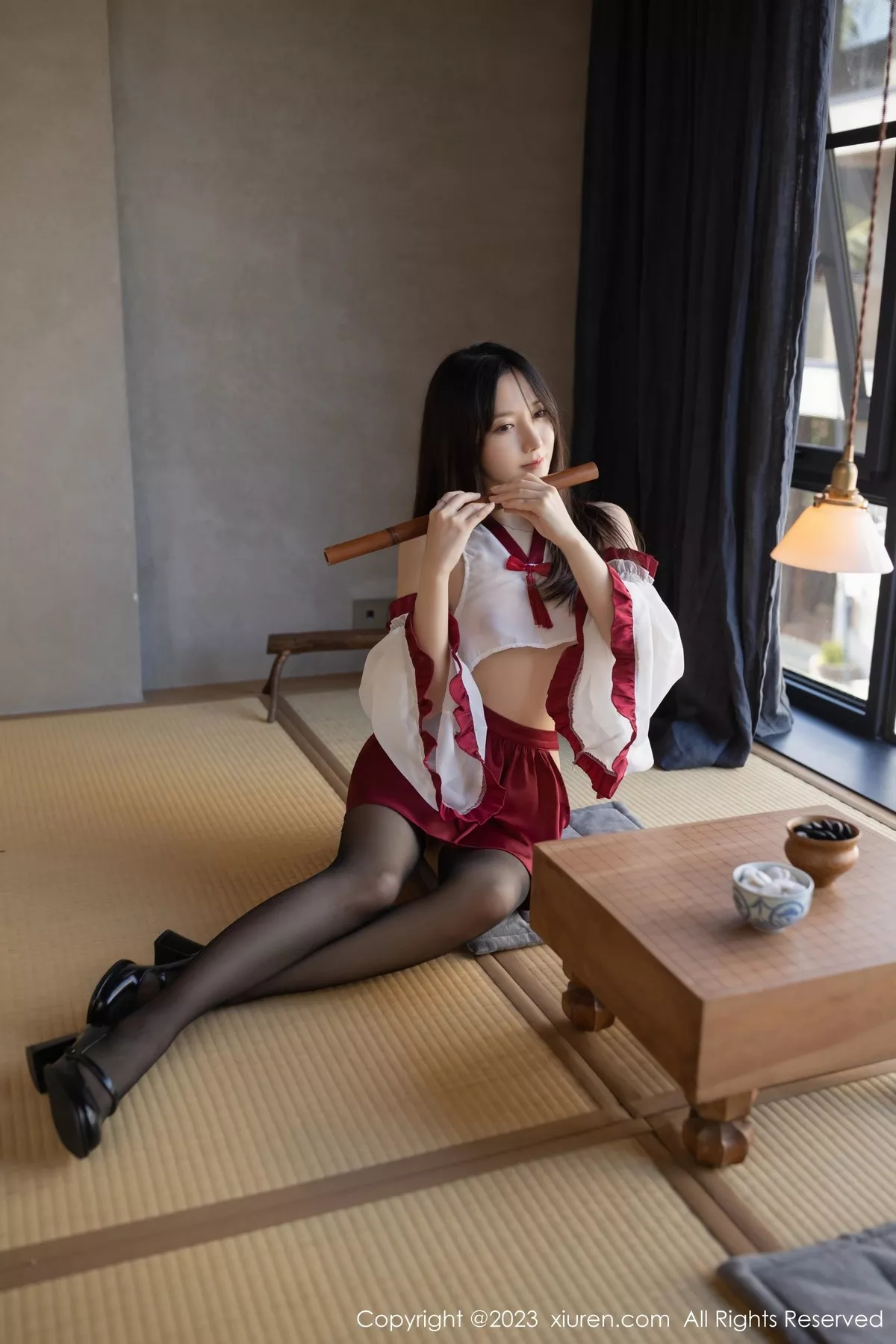 秀人集.com_[XiuRen秀人网]No.6579_模特鱼子酱Fish性感白色上衣配红短裙秀翘臀美腿完美诱惑写真81P