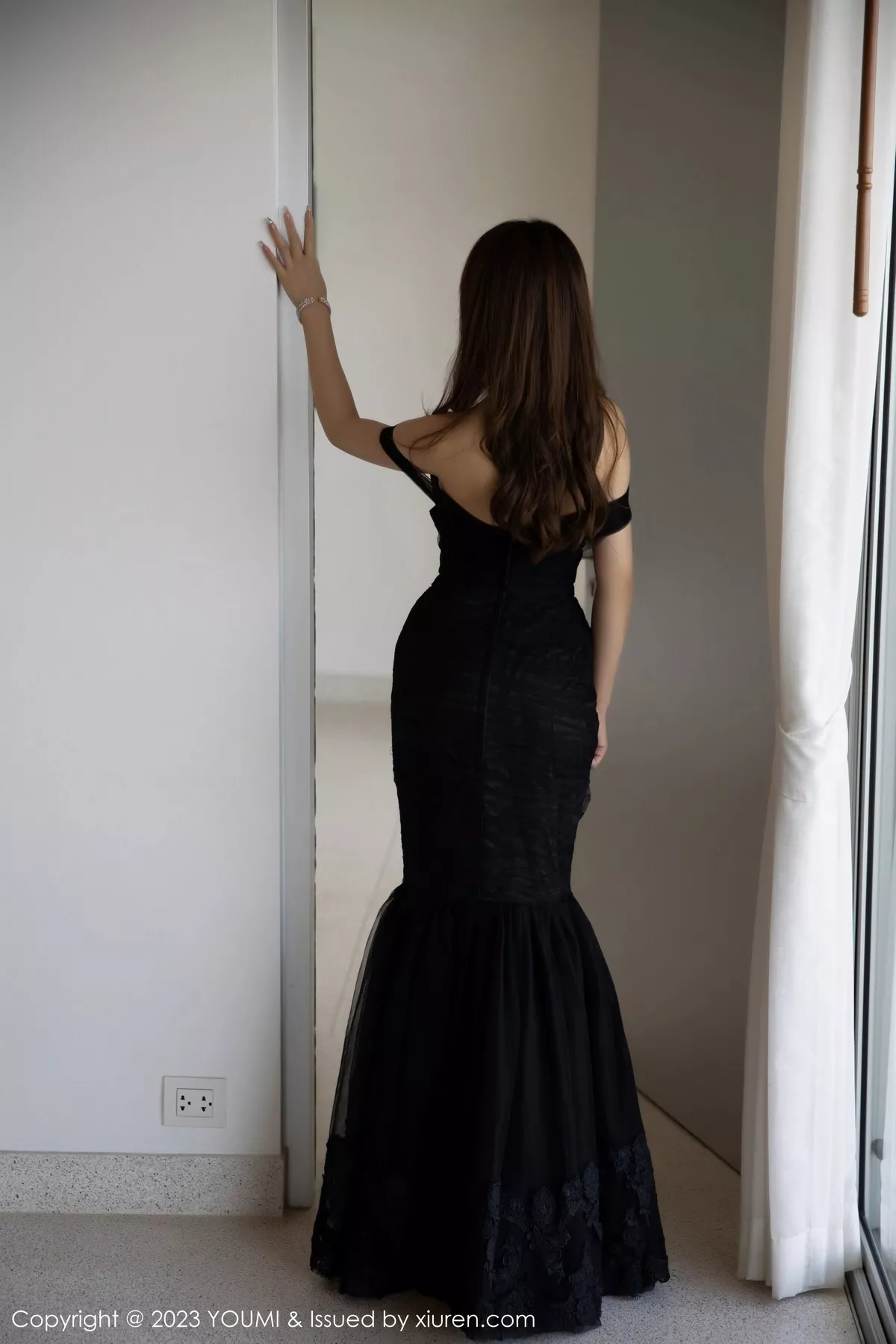 秀人集.com_[YouMi尤蜜荟]Vol.917_模特icy猪泰国旅拍性感黑色蕾丝情趣连体衣配超薄黑丝魅惑写真80P