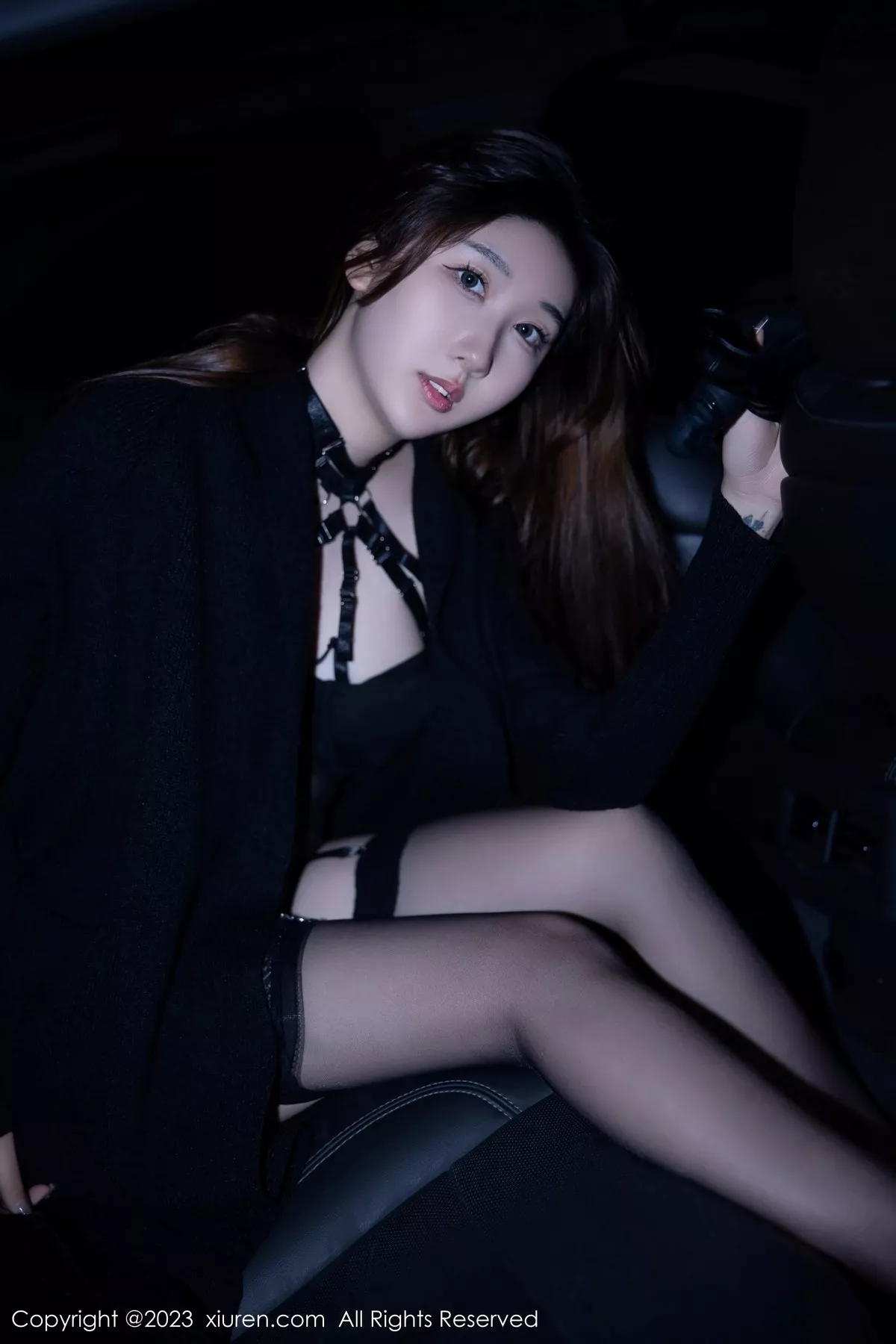 秀人集.com_[XiuRen秀人网]No.6650_模特江真真性感黑色薄透情趣内衣配黑丝吊袜秀惹火身材诱惑写真88P