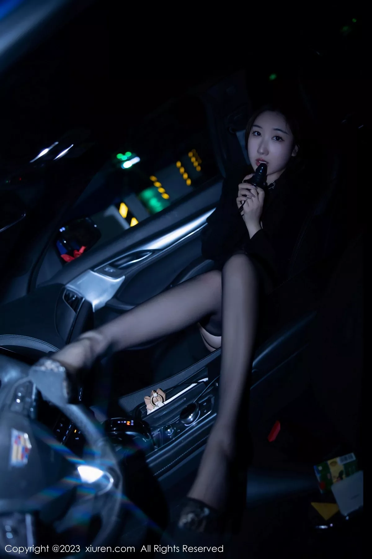 秀人集.com_[XiuRen秀人网]No.6650_模特江真真性感黑色薄透情趣内衣配黑丝吊袜秀惹火身材诱惑写真88P