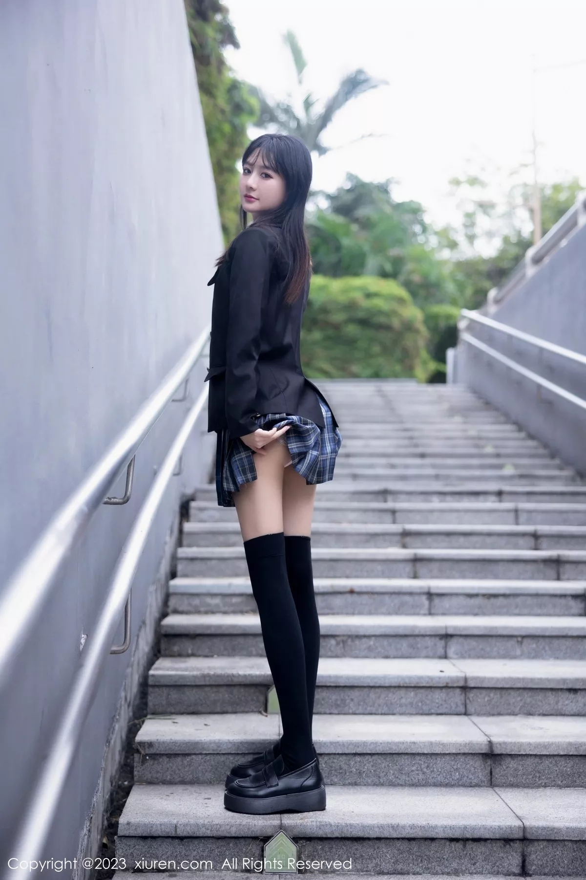 秀人集.com_[XiuRen秀人网]No.6662_模特幼幼学妹制服性感白T配格子裙露白色蕾丝内衣完美诱惑写真92P