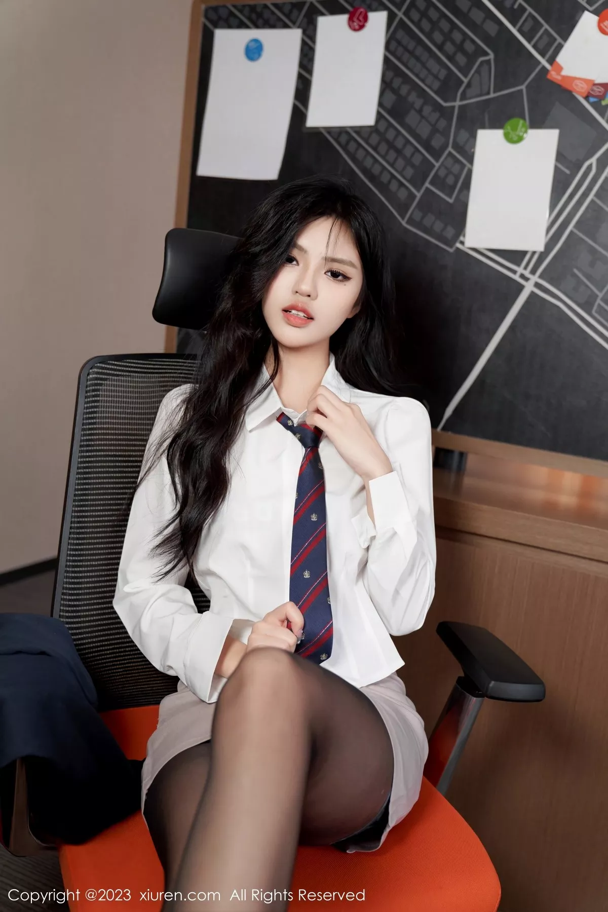 秀人集.com_[XiuRen秀人网]No.6671_模特浅浅Danny半脱露性感白T配超薄黑丝秀曼妙身姿诱惑写真99P