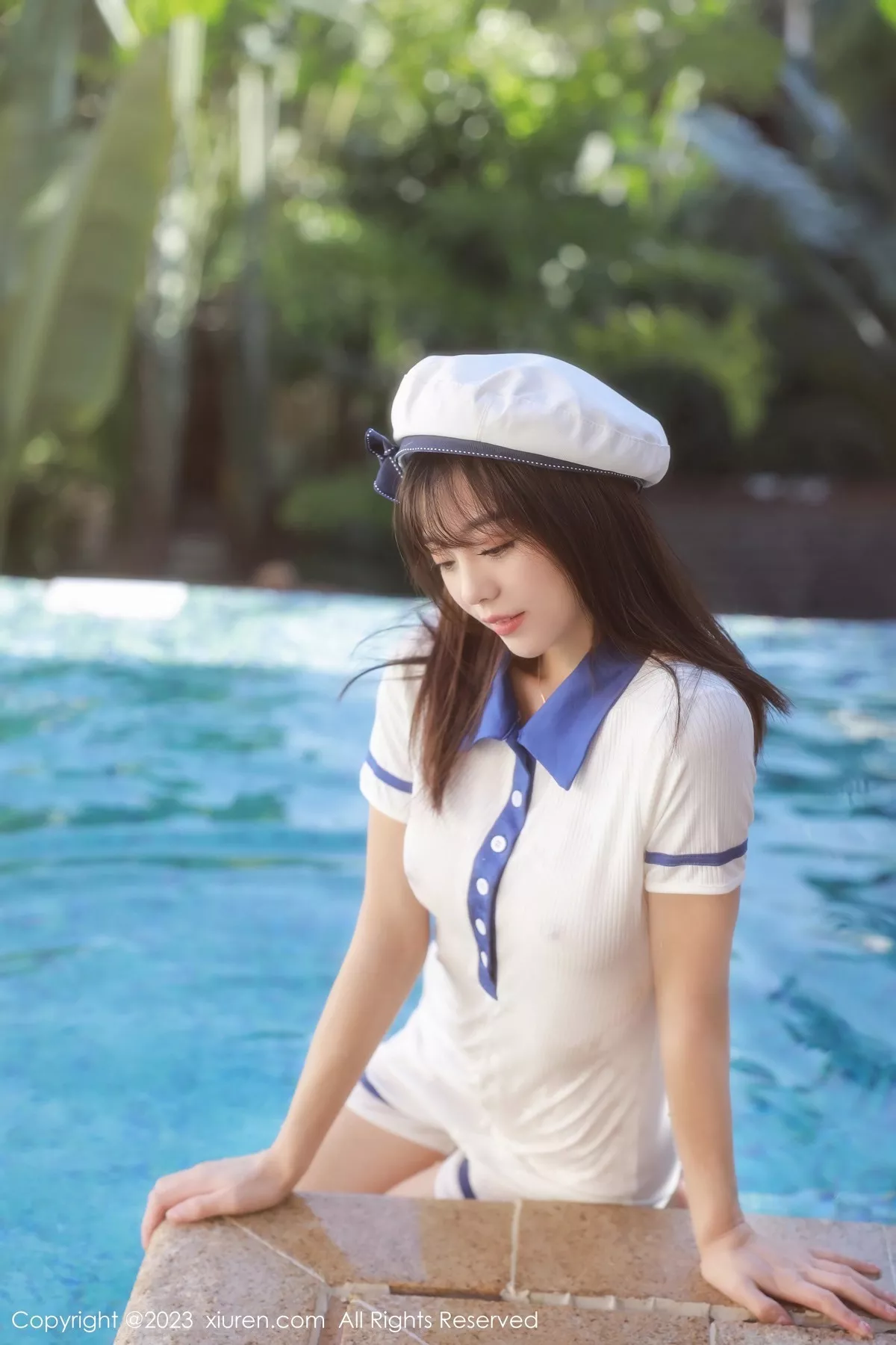 秀人集.com_[XiuRen秀人网]No.6686_模特佘贝拉bella泳池性感白色海军服半脱秀完美身材诱惑写真67P