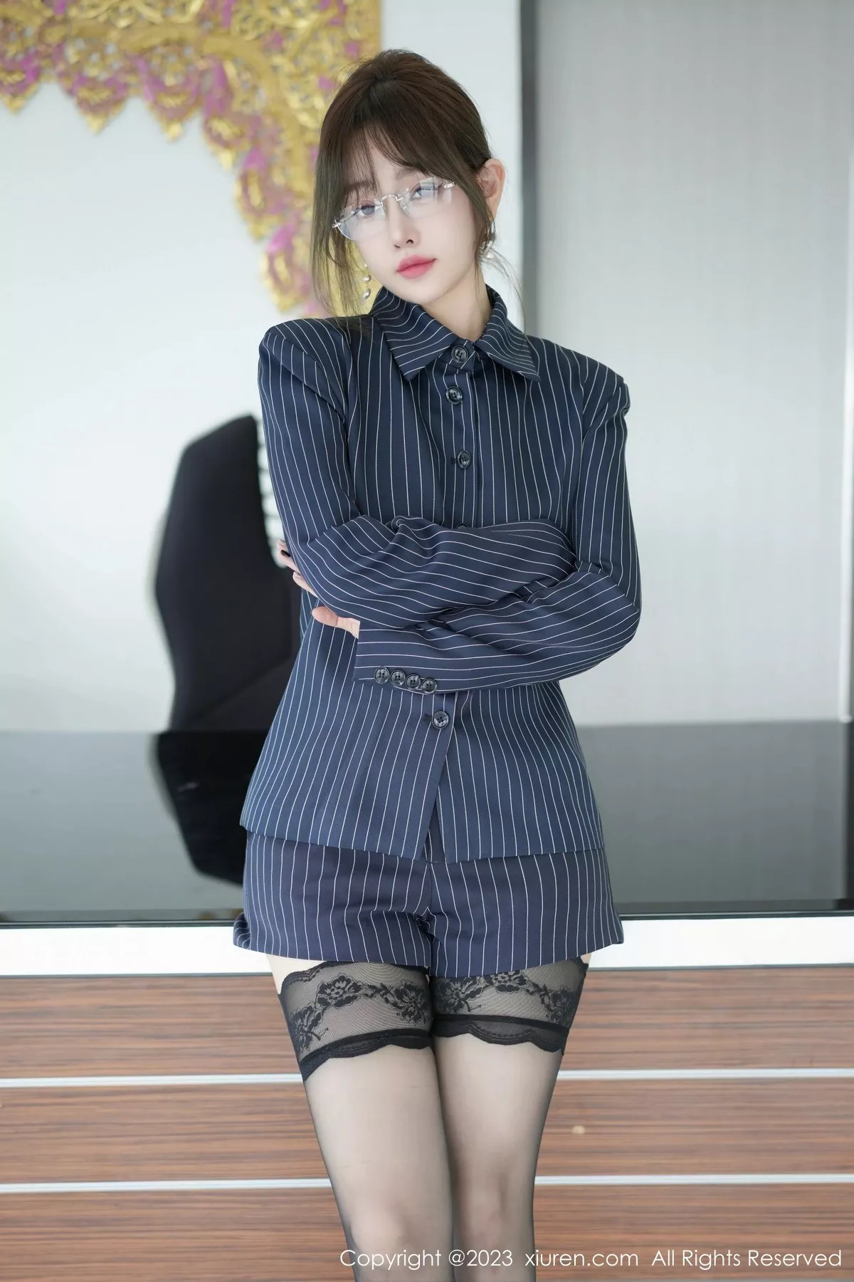 秀人集.com_[XiuRen秀人网]No.6689_女神王雨纯脱制服套装露性感黑色情趣内衣秀豪乳遮点诱惑写真96P