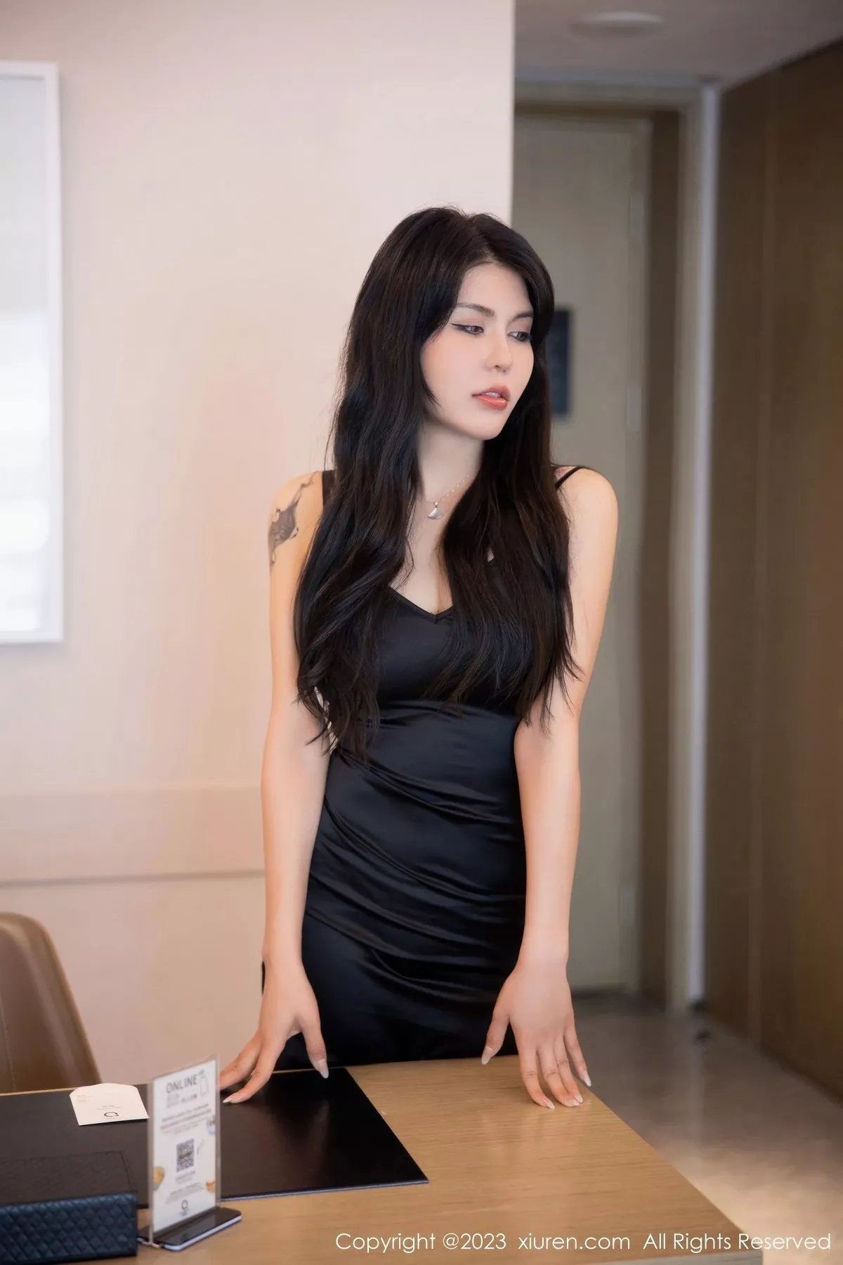 秀人集.com_[XiuRen秀人网]No.6708_新人模特S纯一性感黑色礼裙配超薄黑丝露性感内衣完美诱惑写真84P