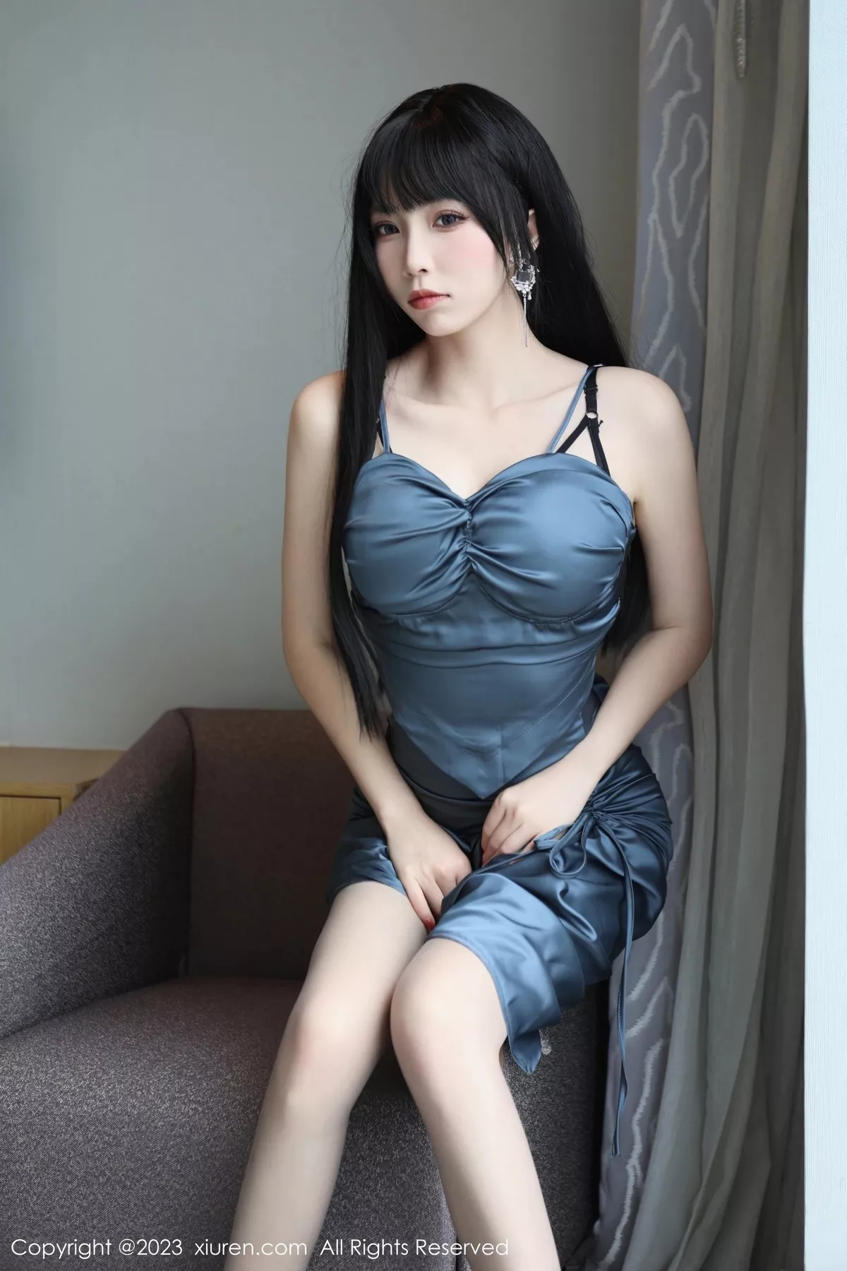 秀人集.com_[XiuRen秀人网]No.6713_模特江七七性感灰色服饰露黑色轻透内衣配超薄灰丝迷人诱惑写真83P