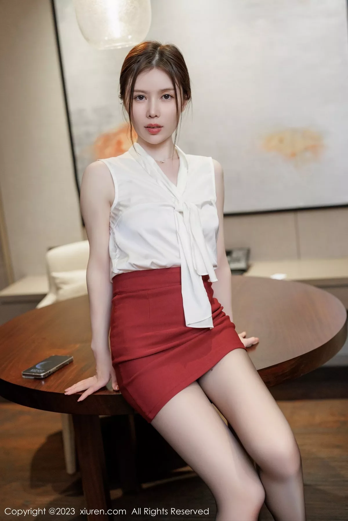 秀人集.com_[XiuRen秀人网]No.6727_模特吴雪瑶白色上衣配暗红短裙露性感内衣秀曼妙身材诱惑写真56P
