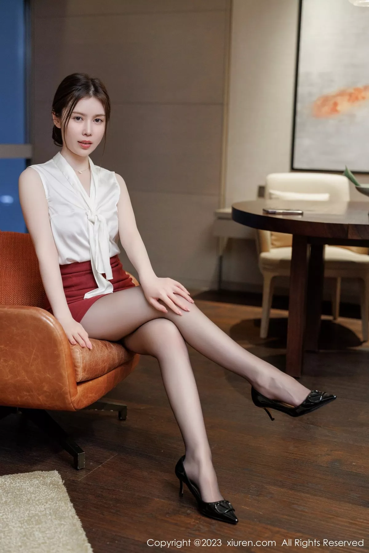 秀人集.com_[XiuRen秀人网]No.6727_模特吴雪瑶白色上衣配暗红短裙露性感内衣秀曼妙身材诱惑写真56P