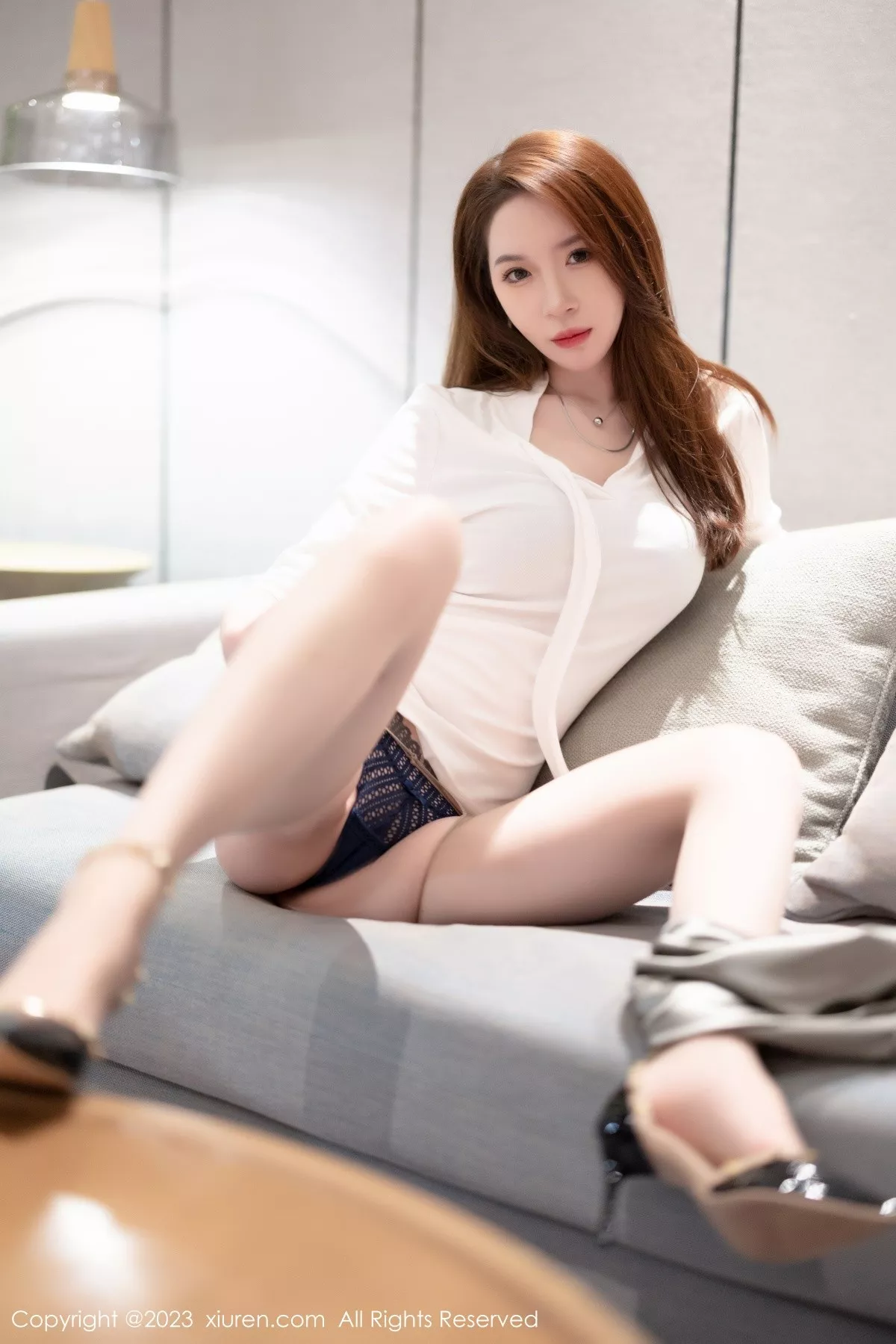 秀人集.com_[XiuRen秀人网]No.6755_模特梦心玥白色上衣配绿灰短裙露蓝色内衣秀高挑身材诱惑写真92P