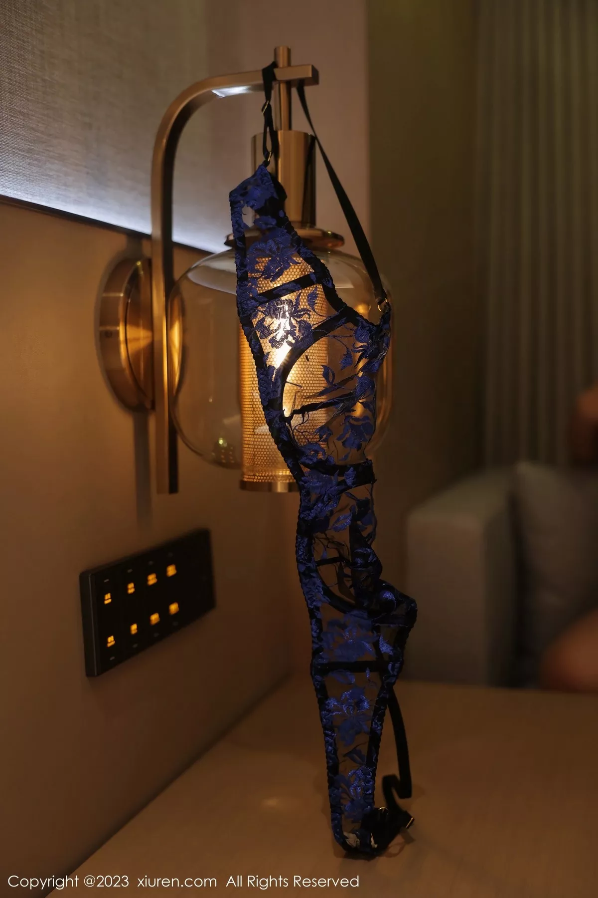 秀人集.com_[XiuRen秀人网]No.6607_模特江真真深灰色OL制服露蓝黑色蕾丝内衣配原色丝袜诱惑写真86P