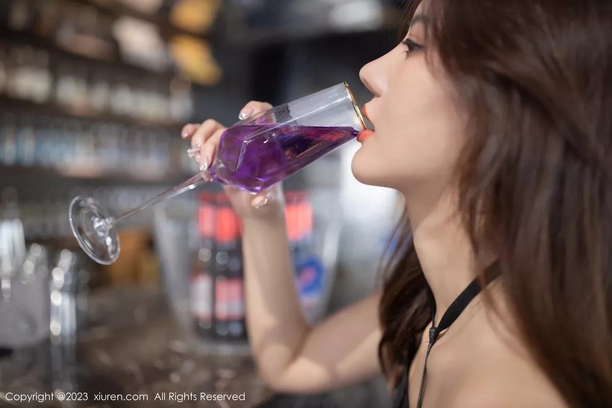 秀人集.com_[XiuRen秀人网]No.6622_模特就是阿朱啊性感黑色薄纱裙配黑丝网袜秀曼妙身姿诱惑写真84P