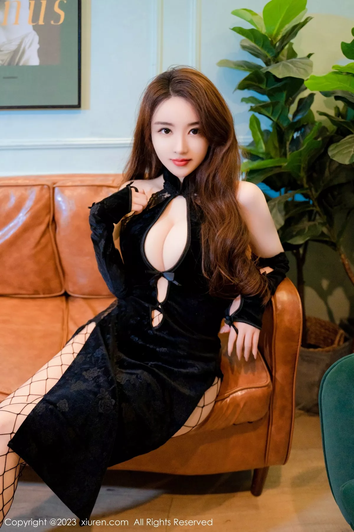 秀人集.com_[XiuRen秀人网]No.6623_模特雨儿1494私房性感黑色服饰半撩秀白嫩翘臀美腿惹火诱惑写真59P